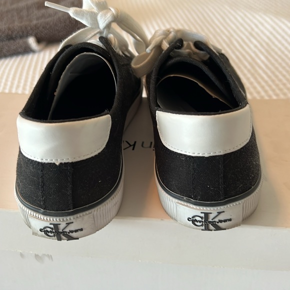 CALVIN KLEIN Shoes - Picture 5 of 6